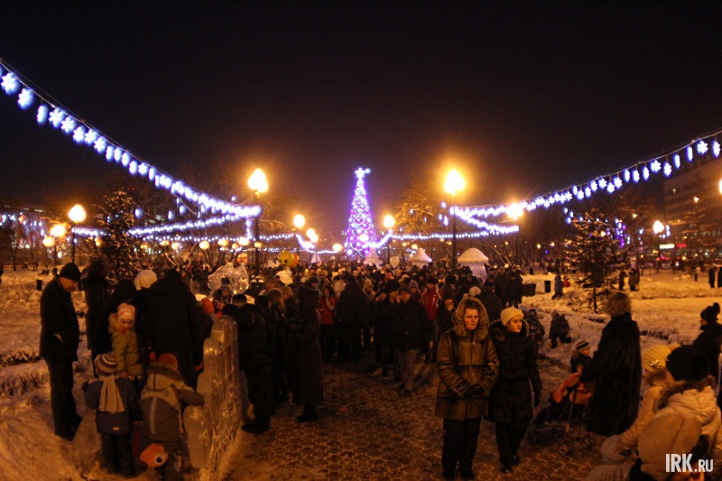 Открытие главной городской елки в Иркутске. Фото Никиты Добрынина.