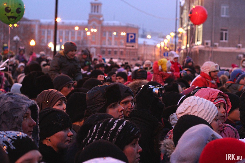 Открытие главной городской елки в Иркутске. Фото Никиты Добрынина.