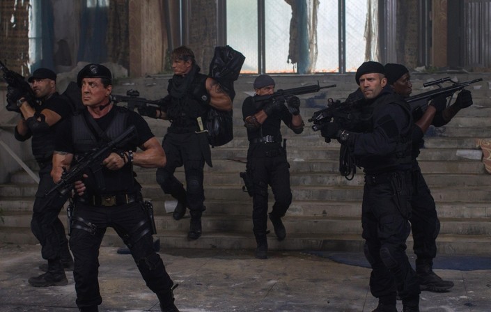 Кадр из фильма «Неудержимые 3». Фото с сайта www.kinopoisk.ru