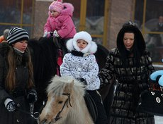 Иркутск. На площади возле Цирка