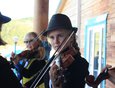 Специальными гостями фестиваля стал ансамбль скрипачей «Вдохновение» под управлением Натальи Киселевой