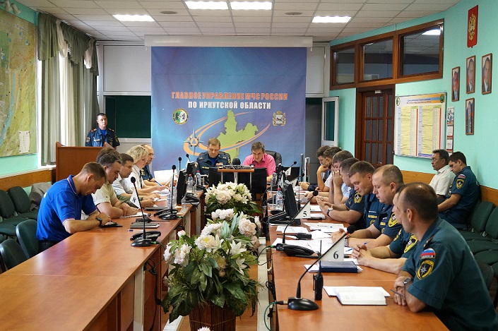 На заседании штаба. Фото пресс-службы правительства Иркутской области