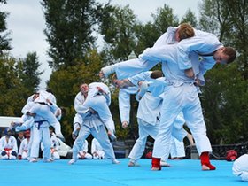 Марафон боевых искусств в 2013 году. Фото Ильи Сакулина