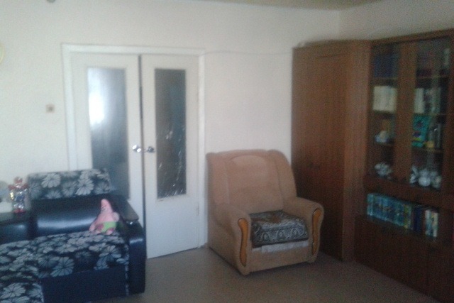 3-комнатная квартира на улице Ярославского: 64 кв.м., 2 800 000 рублей.