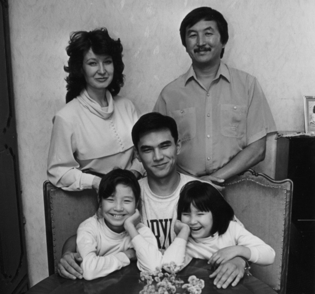 Людмила и Юрий с детьми