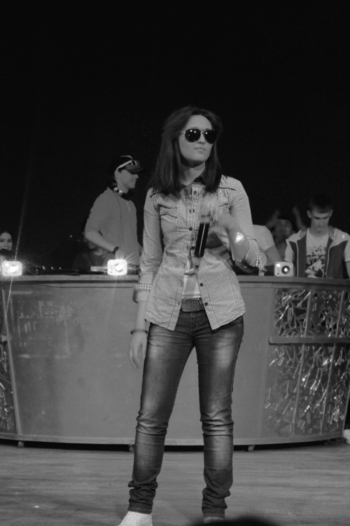 Виктория Панченко исполнила рэп-песню.