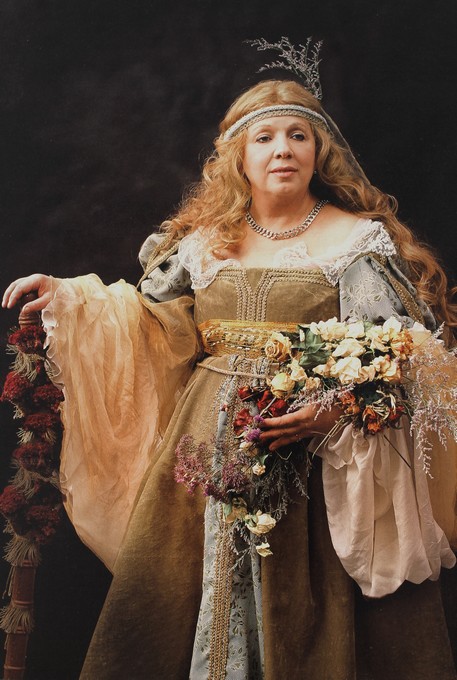 Лариса Рубальская. Фоторепродукция картины Рембрандта «Саския в костюме пастушки»