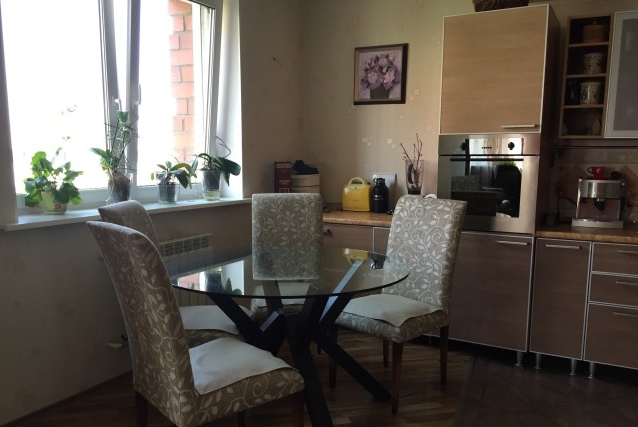 4-комнатная квартира на улице Красноказачьей: 196 кв.м., 15 300 000 рублей