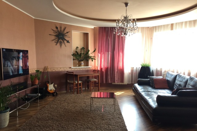 4-комнатная квартира на улице Красноказачьей: 196 кв.м., 15 300 000 рублей