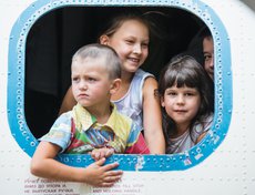 Из-за большого количества желающих посмотреть на самолёты работу выставки продлили на час.