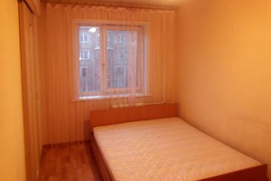 2-комнатная квартира на улице Александра Невского: 45 кв.м., 16 000 рублей в месяц