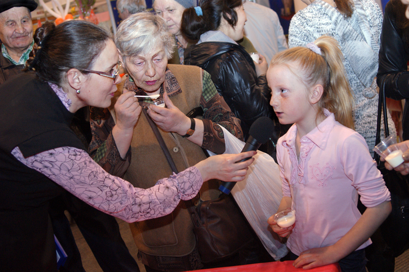 «Сметана в магазинах бывает 10, 15, 20 и 30 % жирности»