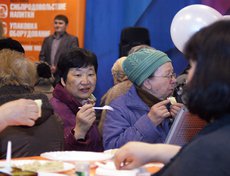 «Эх, столько вкусностей! Чтобы еще попробовать?»