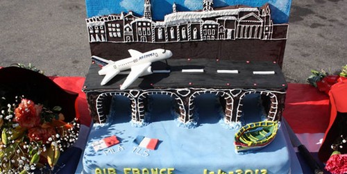 2 место получил торт французов (Air France)