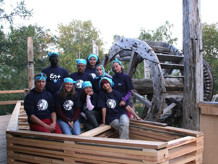 Волонтеры ББТ. Фото из официальной группы Большой байкальской тропы «ВКонтакте» Волонтеры ББТ. Фото из официальной группы Большой байкальской тропы «ВКонтакте»