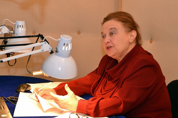 Диктор Галина Осипова