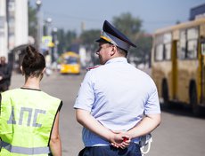 После автопробега, неравнодушные к детской безопасности мамы, организовали «Мамин патруль».