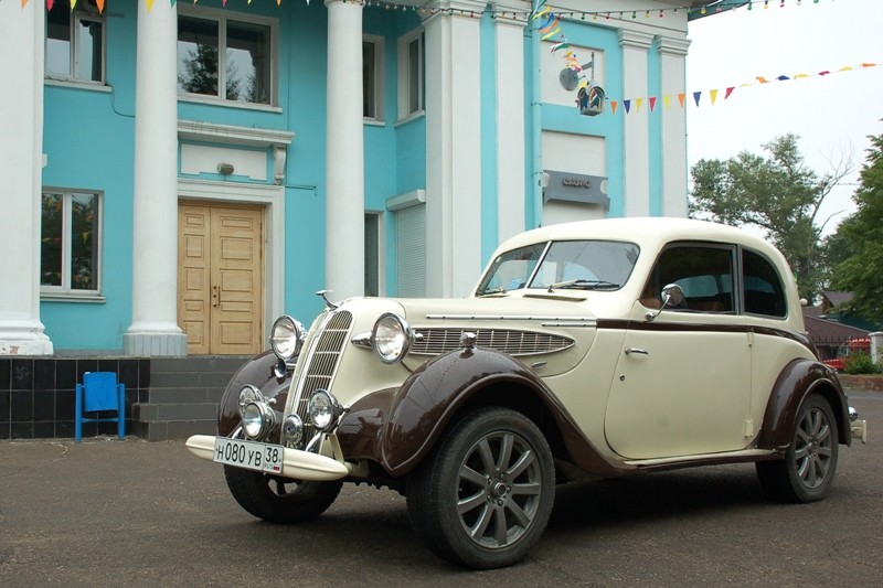 BMW 321