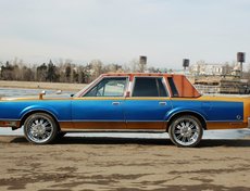 Lincoln Town Car