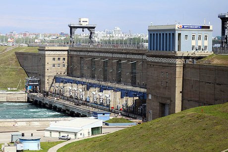 Плотина ГЭС. Фото из архива ИА «Иркутск онлайн»