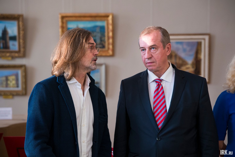 Художник Никас Сафронов и губернатор Иркутской области Сергей Левченко