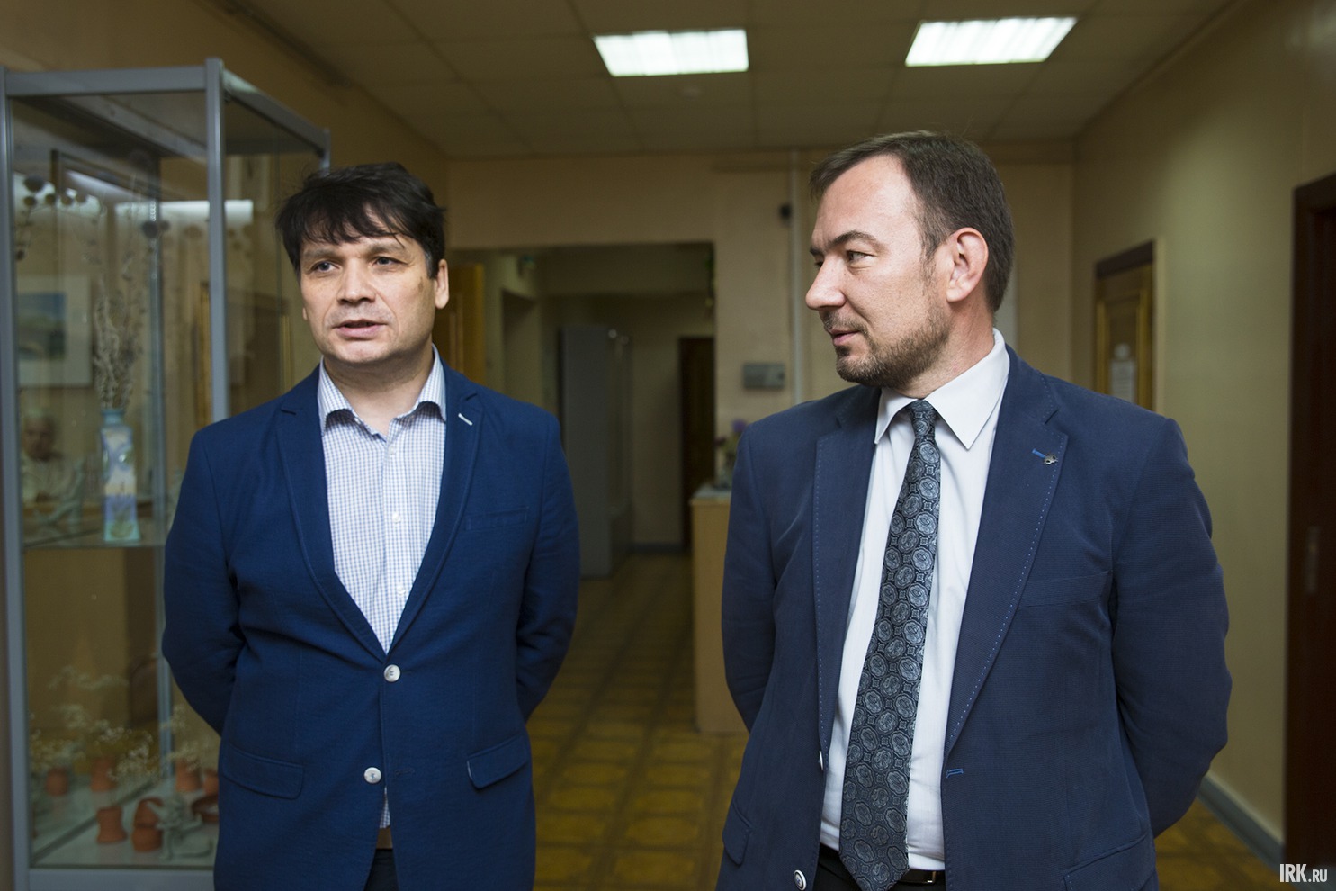 Глава управления культуры города Иркутска  Виталий Барышников и Вячеслав Глинский