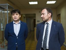 Глава управления культуры города Иркутска  Виталий Барышников и Вячеслав Глинский