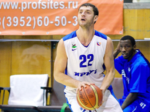Баскетболист «Иркута». Фото пресс-службы БК «Иркут»