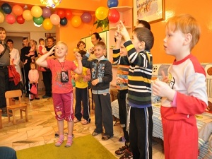В игровой комнате. Фото с сайта www.admirk.ru