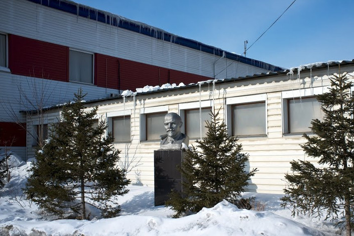 Бюст Ленина на улице Челябинской. Фото Taranovsky с сайта www.panoramio.com/