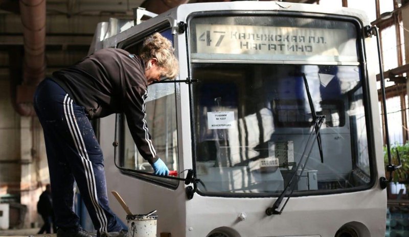 Иркутск получил трамваи, подаренные мэрией столицы