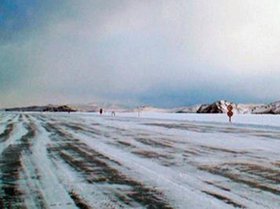 На переправе. Фото ГУ МЧС России по Иркутской области