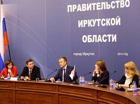 На пресс-конференции. Фото правительство Иркутской области
