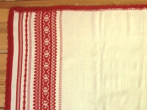 Салфетка, изготовленная при помощи ручного ткацкого станка. Фото с сайта www.ocnt.isu.ru
