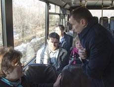 В марте от Центрального рынка до садоводства «Кооператор» за предместьем Рабочее запустили регулярный автобус. В дачных поселках постоянно живет более тысячи иркутян, и они ждали этого маршрута с 90-х годов.