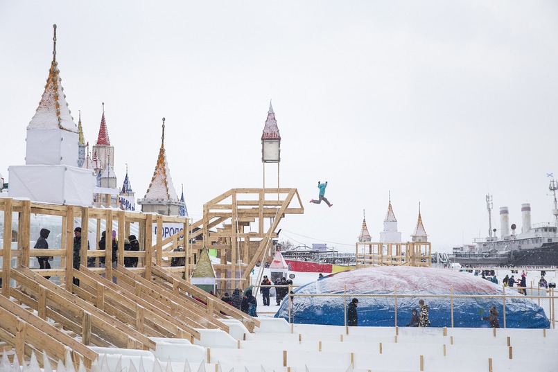 Ледовый городок иркутск солнечный