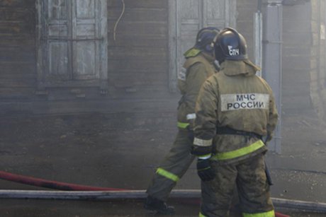 Пожарные. Фото пресс-службы ГУ МЧС России по Иркутской области