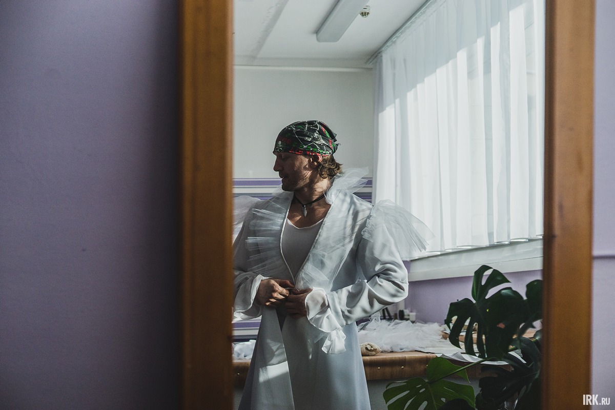 Примерка костюма