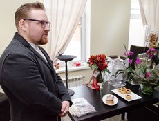 Ресторан «Мятный горошек» представляет Станислав Меркулов. В прошлом году Станислав угощал гостей бургерами, на этот раз в меню выпечка