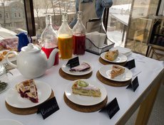 Пироги для однодневного ресторанчика — идеальный вариант, считают девушки. Приготовить можно много, выглядит красиво и хранится долго