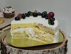 Великолепный лимонный торт таял во рту