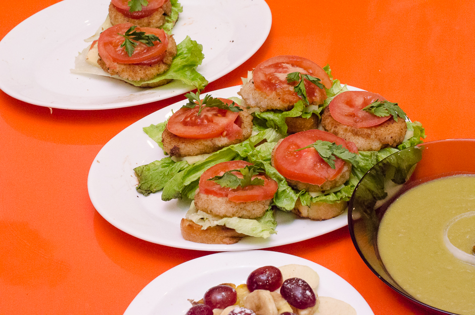 Сэндвичи с котлетой из сыра и риса