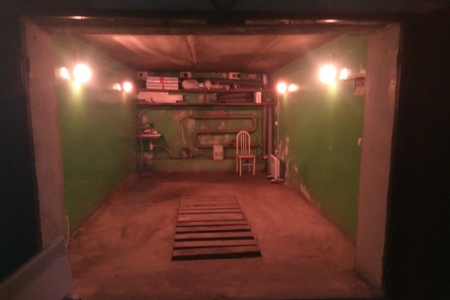 Гараж в микрорайоне Приморском в кооперативе № 17