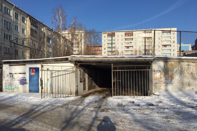 Гараж на проспекте Маршала Жукова в кооперативе № 46