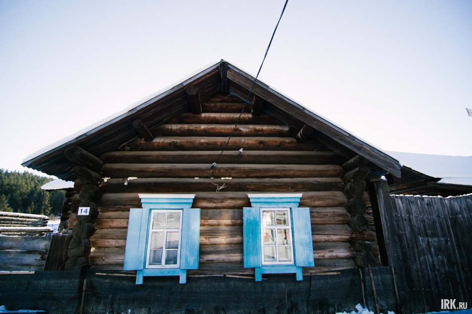 Пожарные провели в деревне инструктаж по безопасности.