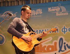 Музыкант Константин Шишкин