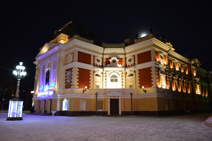 Иркутский драмтеатр. Фото ИА «Иркутск онлайн»