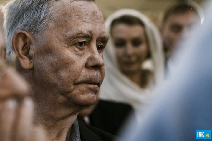 Иркутск, 3 сентября 2011 года. Валентин Распутин в соборе Знаменского монастыря во время визита патриарха Московского и всея Руси Кирилла. Автор фото — Алексей Ильин