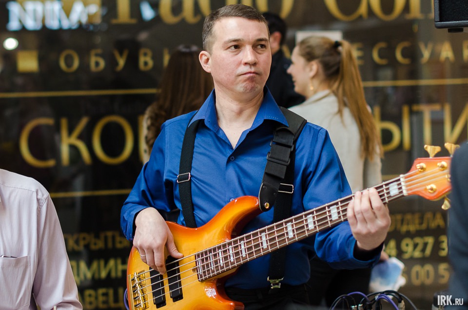Юрий Куртилов, бас-гитарист группы «Доктор Джаз»