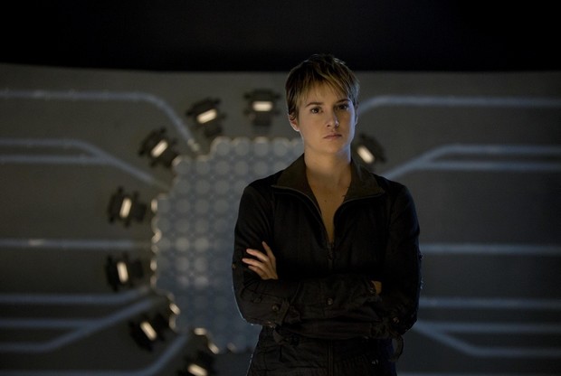 Кадр из фильма «Дивергент, глава 2. Инсургент». Фото с сайта www.kinopoisk.ru